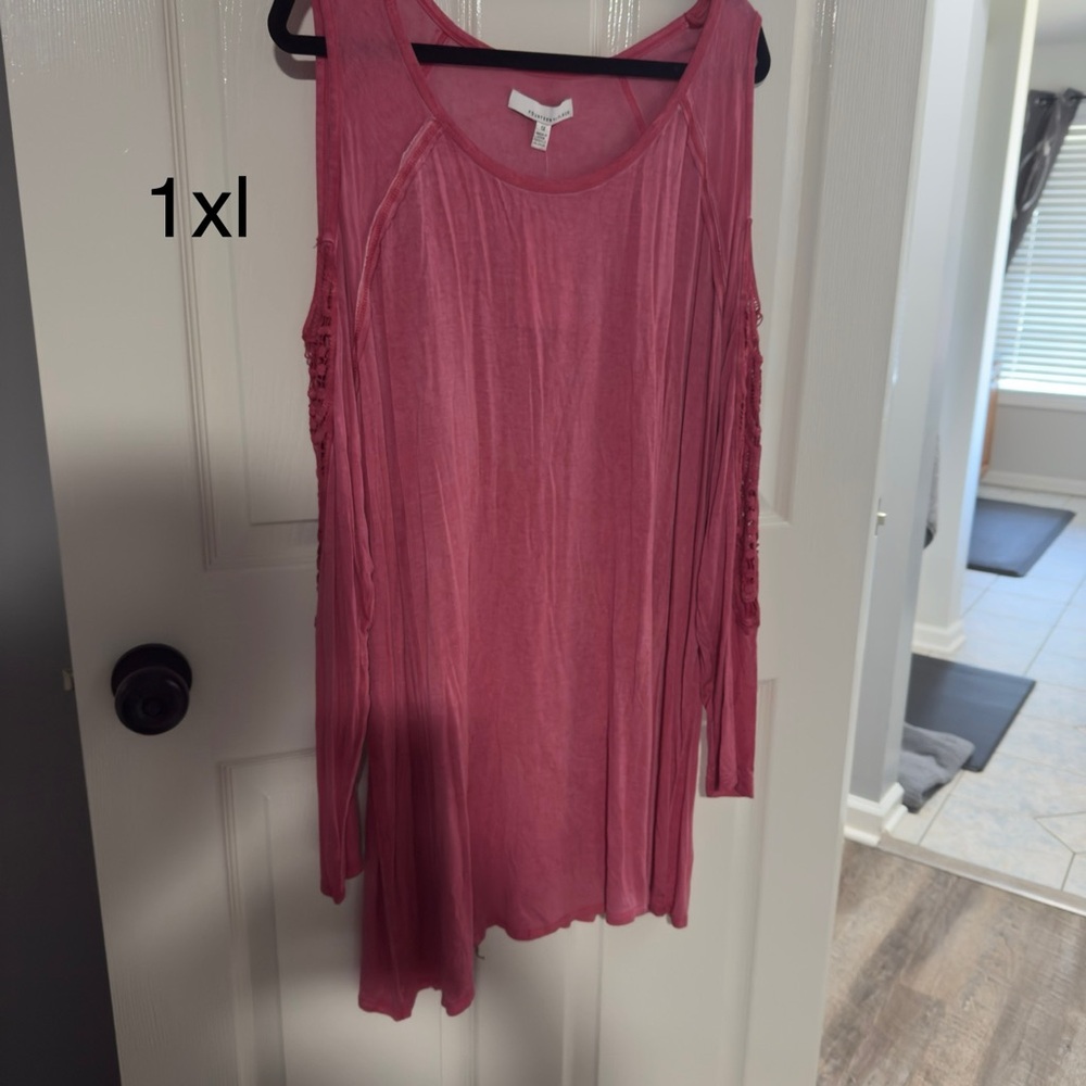Pink Pleated Sleeveless Tank Top